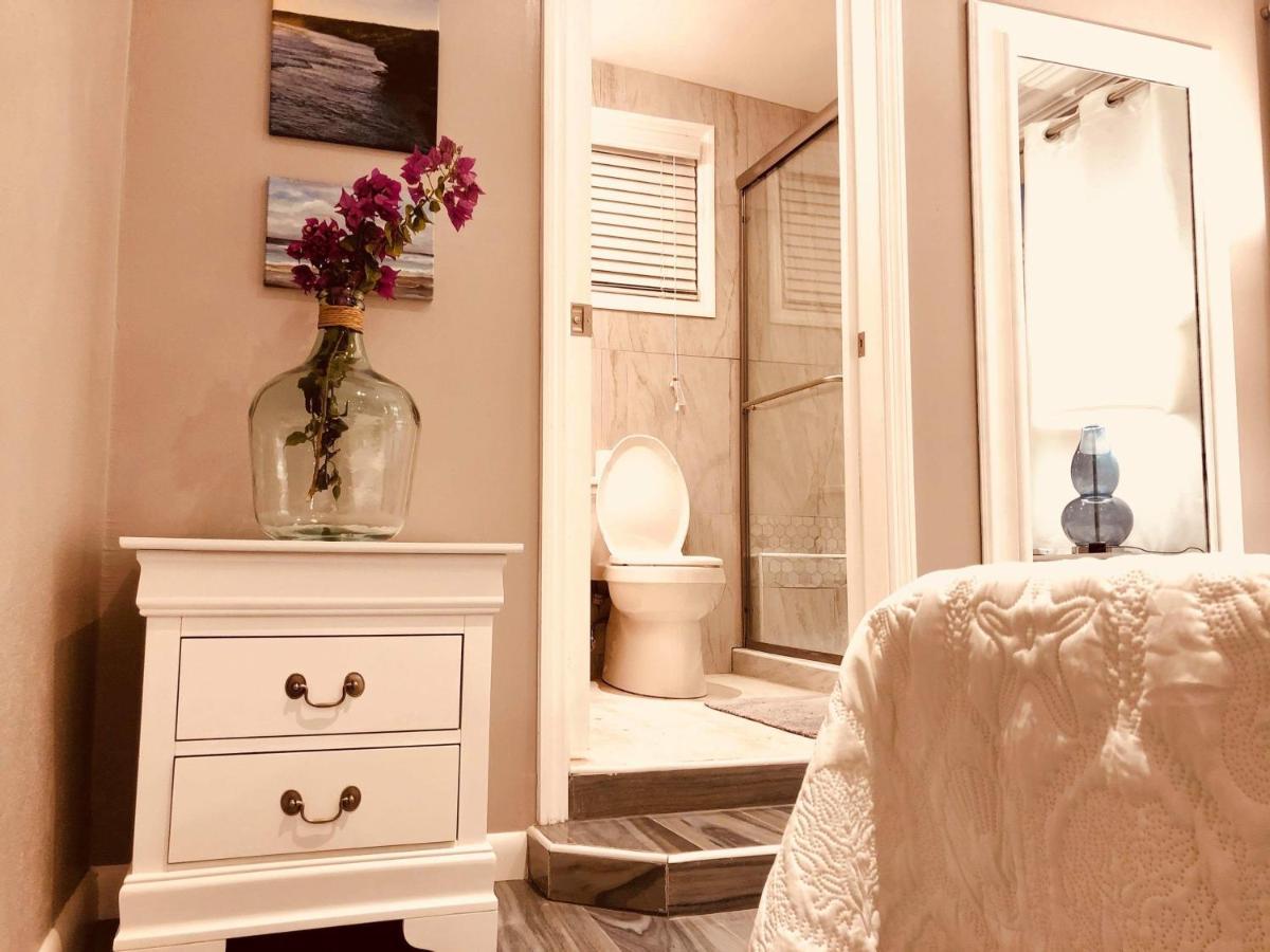 Elegant Marble Suite #6 แนสซอ ภายนอก รูปภาพ